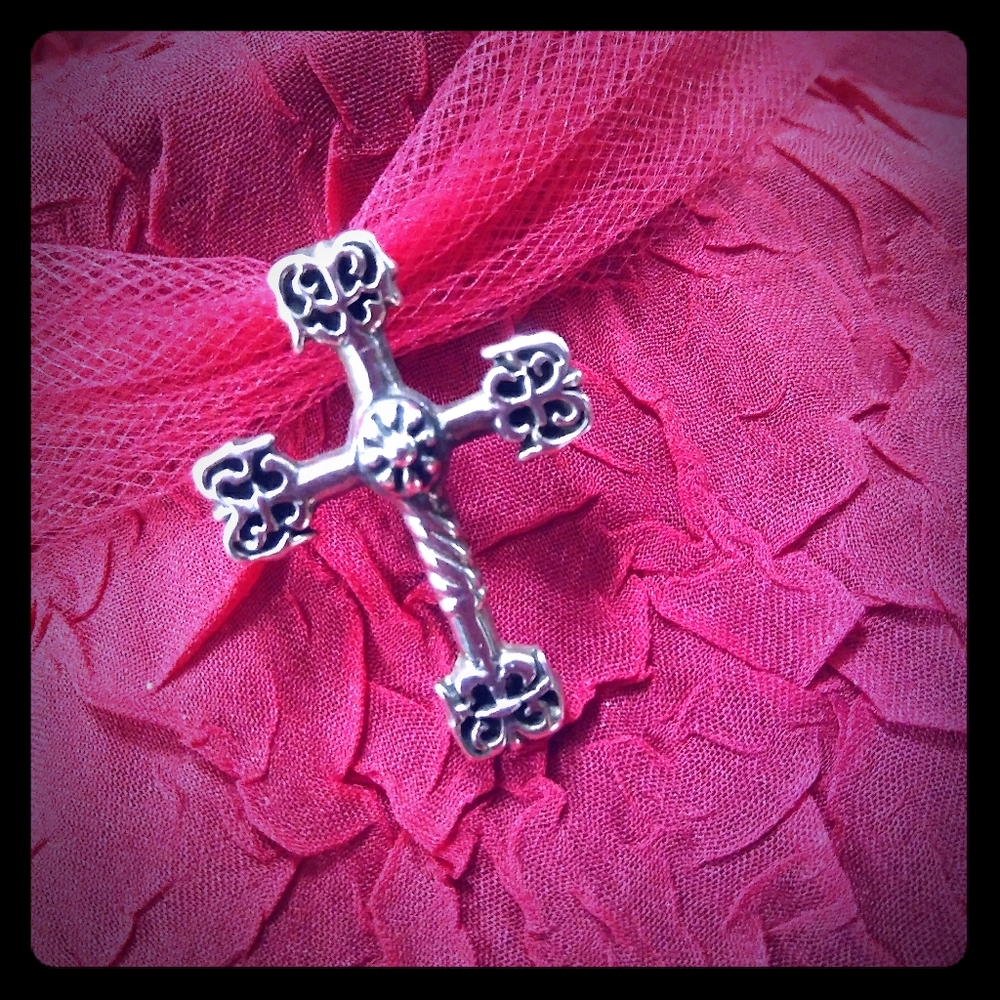 Gothic Sterling Cross Pendant